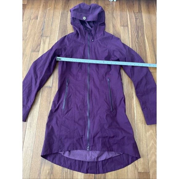 Lululemon Women's Rain Jacket Hooded Zip Up Long Length Windproof Size 6 - Picture 4 of 8